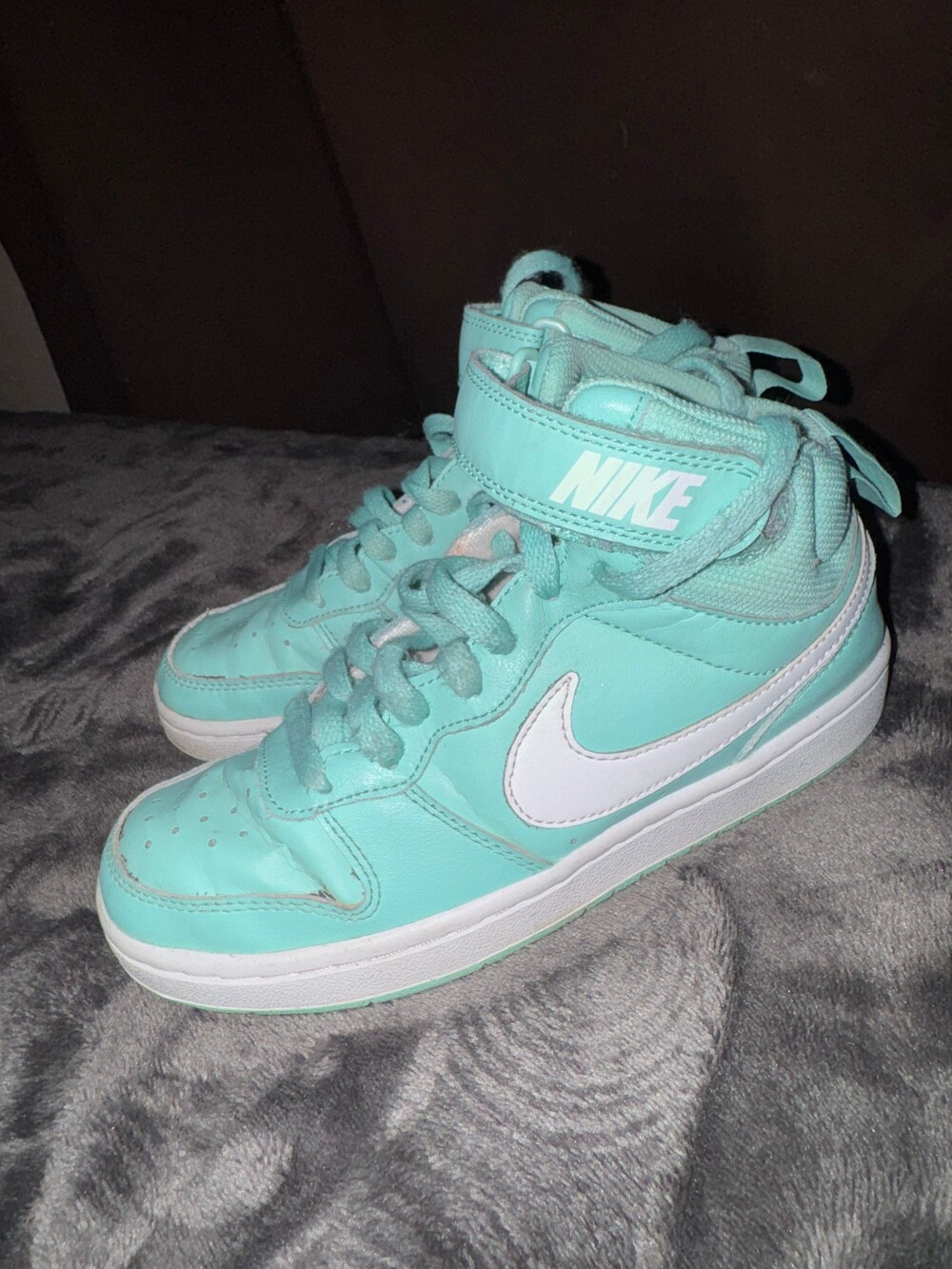 Nike High Top Sneakers Ankle Strap Shoes size 3.5 Youth